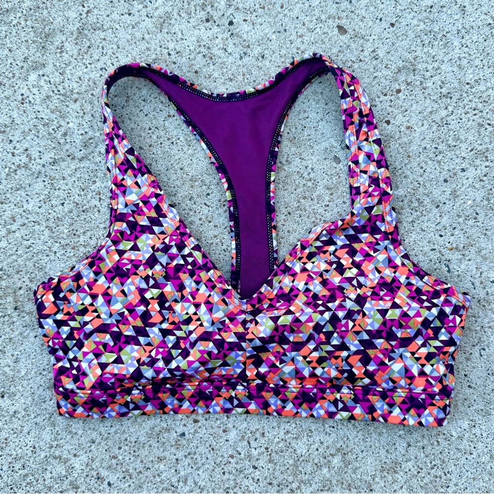 NWOT Victoria’s Secret Sports Bra Size Small